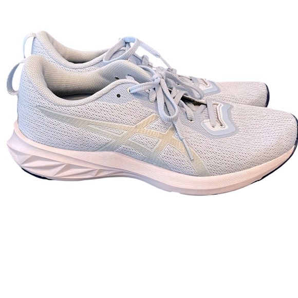 Asics Shoes - ASICS Womens Size 10 Versablast 2 Soft Sky Blue Silver